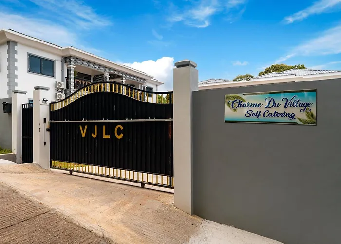 Charme Du Villlage Apartmán Anse aux Pins